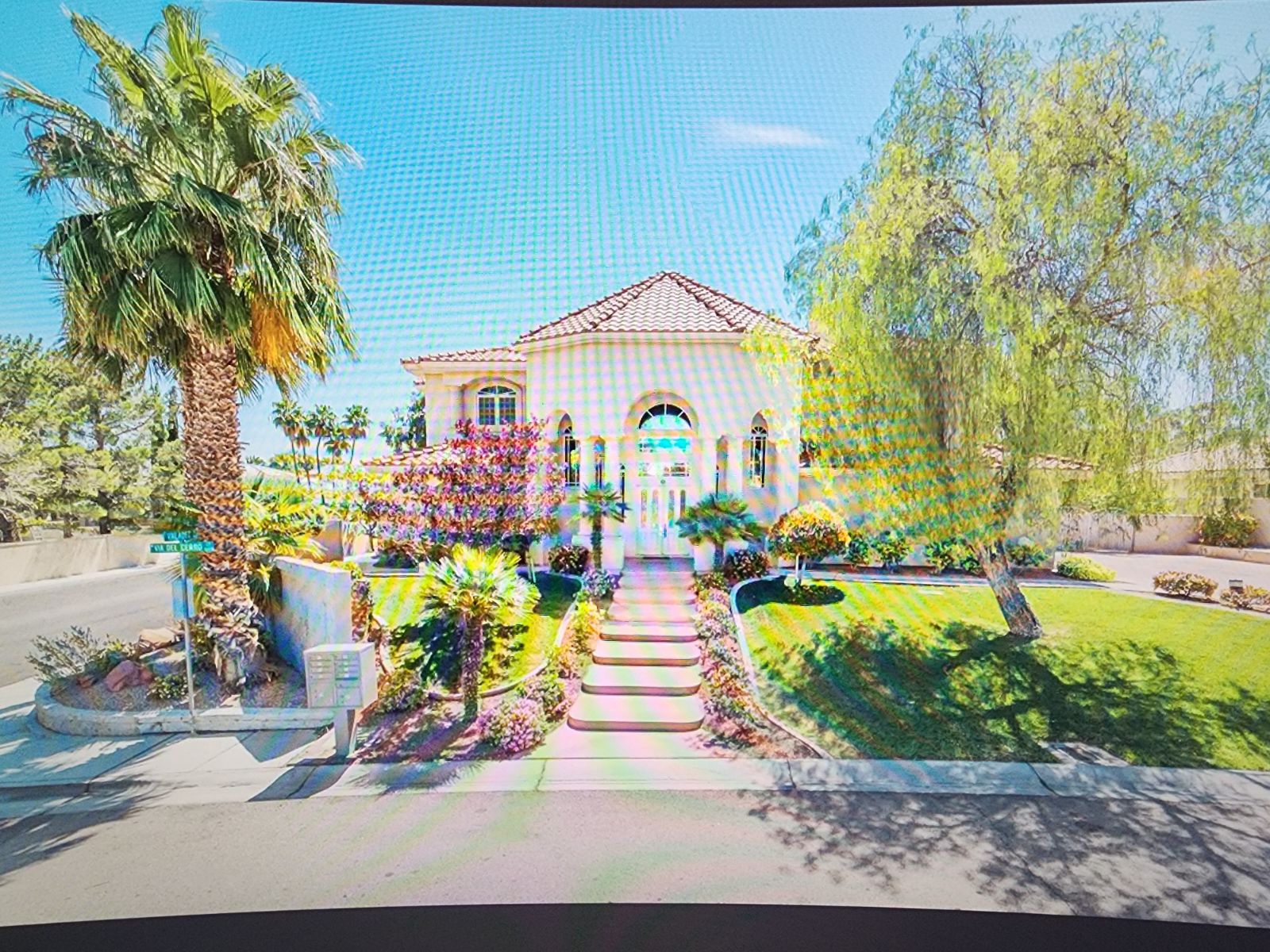 8101 Del Cerro Ct